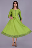 Women Solid Anarkali Kurta Green